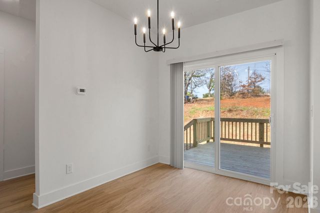 106 Indian Wells Court, Harmony, NC 28634