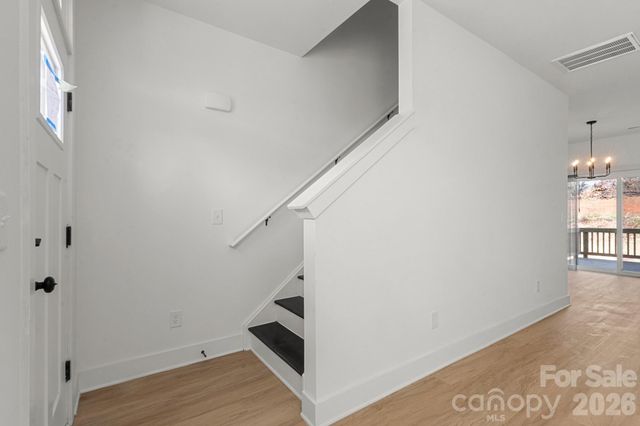 106 Indian Wells Court, Harmony, NC 28634