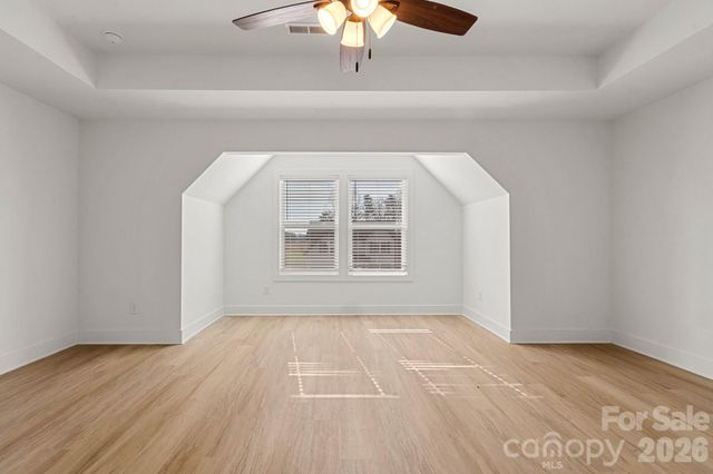 106 Indian Wells Court, Harmony, NC 28634