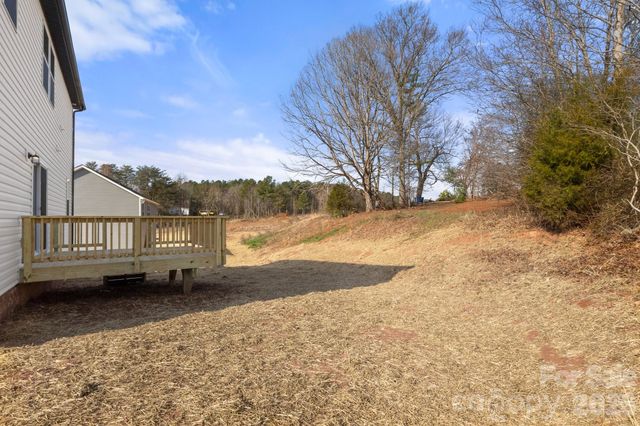 106 Indian Wells Court, Harmony, NC 28634