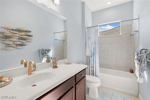 13796 Woodhaven CIR, Fort Myers, FL 33905