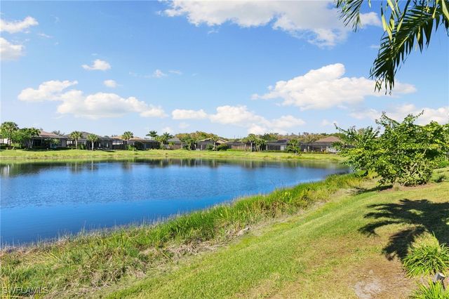 13796 Woodhaven CIR, Fort Myers, FL 33905