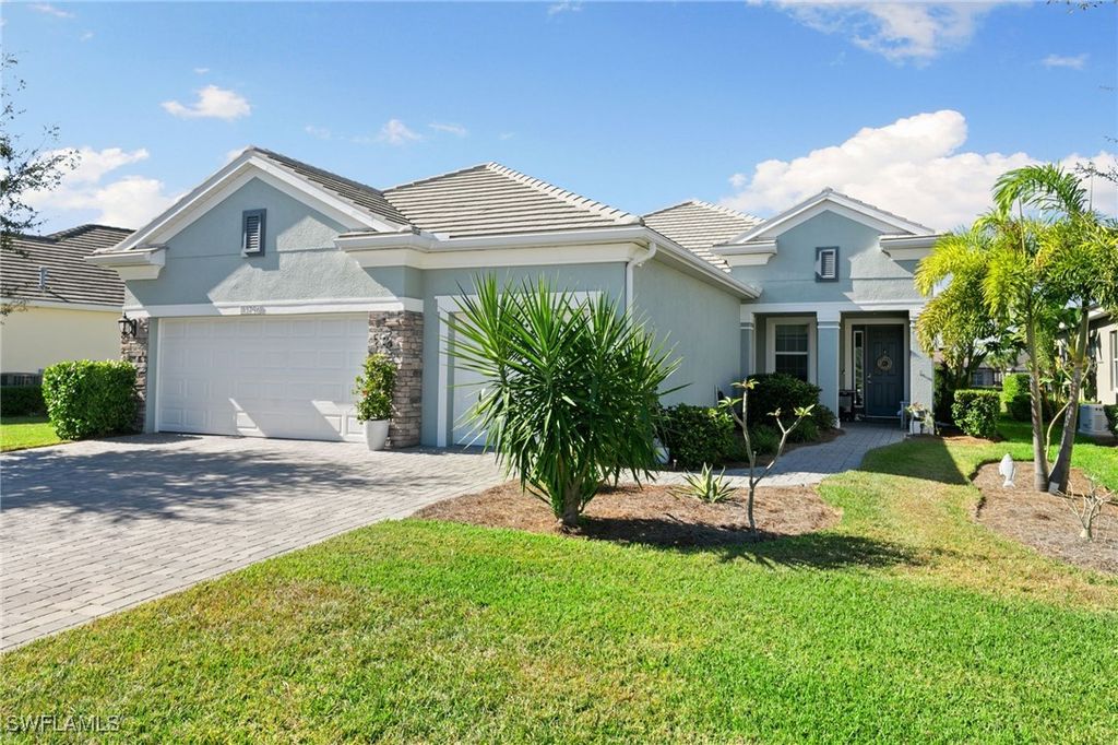 13796 Woodhaven CIR, Fort Myers, FL 33905