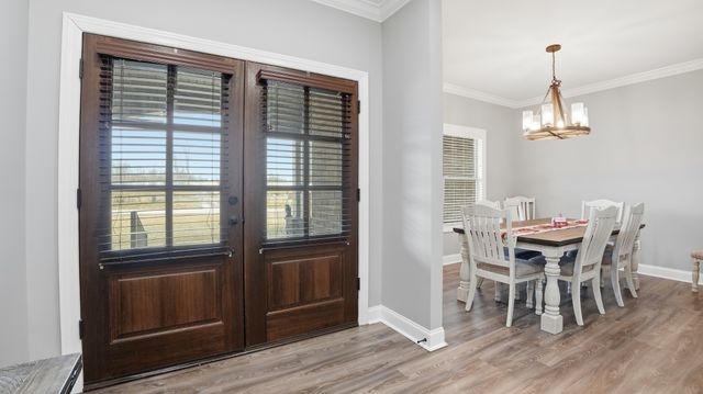 667 Pete Sain Rd, Manchester, TN 37355