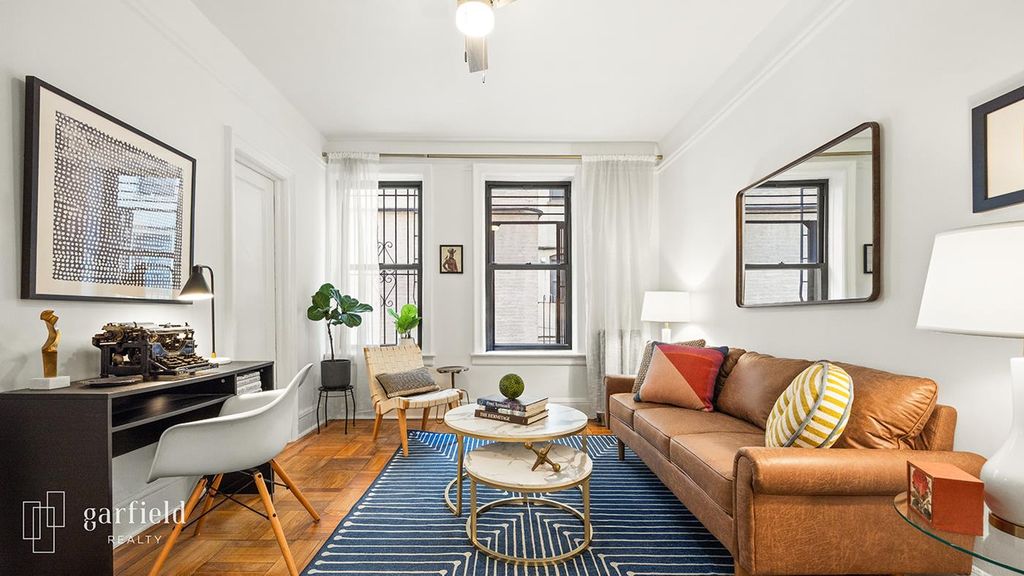 400 Lincoln Pl Apt 1F, New York City, NY 11238