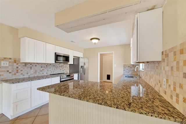 405 Tudor Court, Deer Park, TX 77536