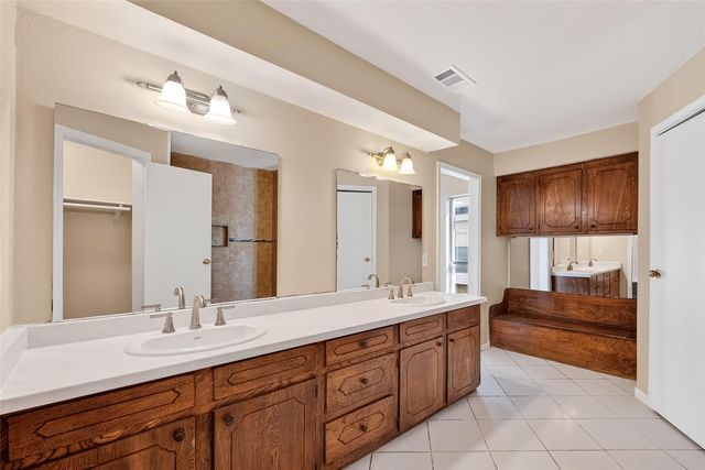 405 Tudor Court, Deer Park, TX 77536