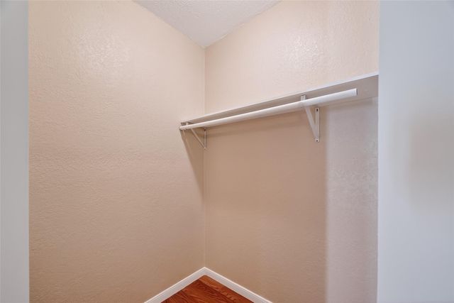 405 Tudor Court, Deer Park, TX 77536