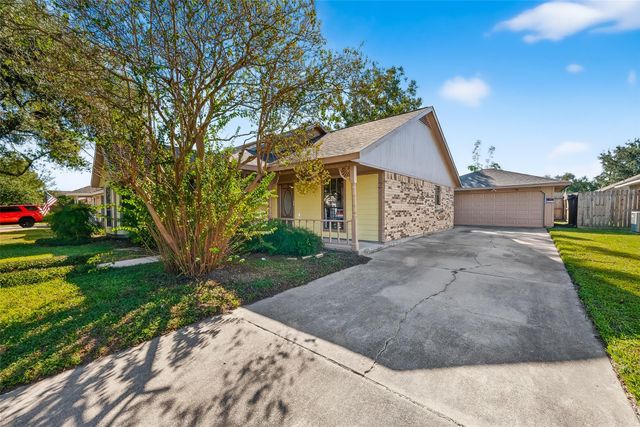 405 Tudor Court, Deer Park, TX 77536