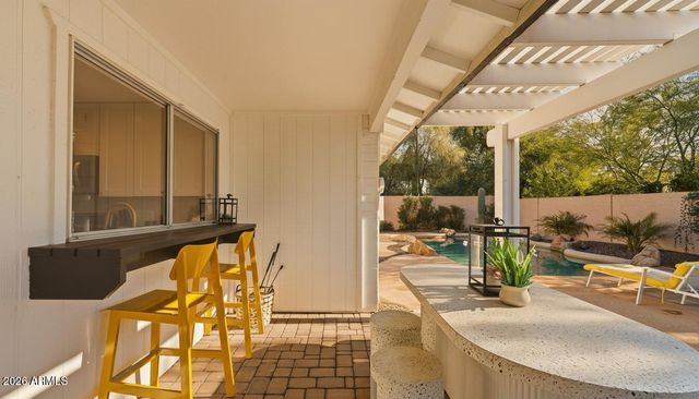 6113 E GELDING Drive, Scottsdale, AZ 85254