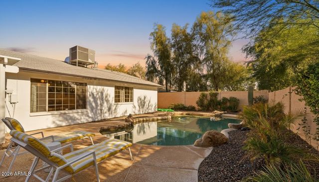 6113 E GELDING Drive, Scottsdale, AZ 85254