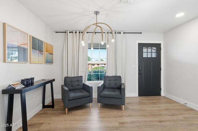 6113 E GELDING Drive, Scottsdale, AZ 85254