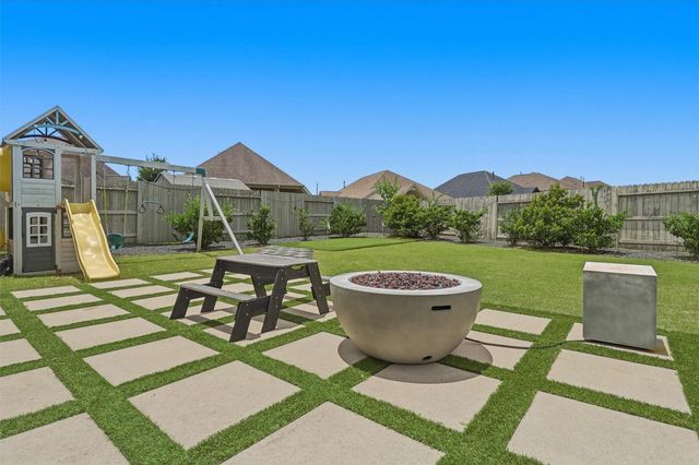 4310 Bluewood Court, Manvel, TX 77578