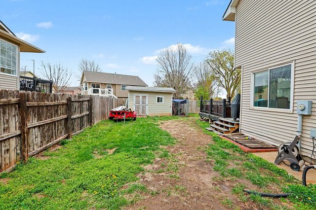 2712 Rushwood Dr, Augusta, KS 67010