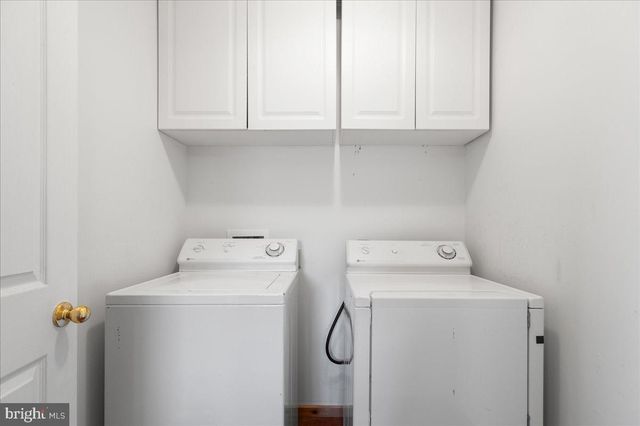 325 COYOTE RUN RD, Mathias, WV 26812