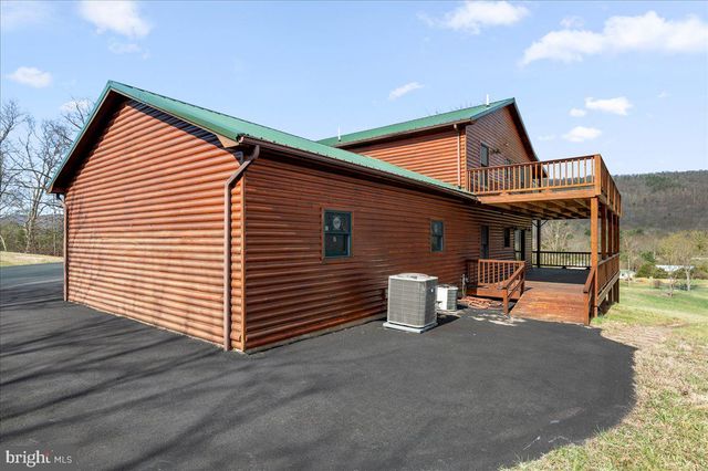 325 COYOTE RUN RD, Mathias, WV 26812