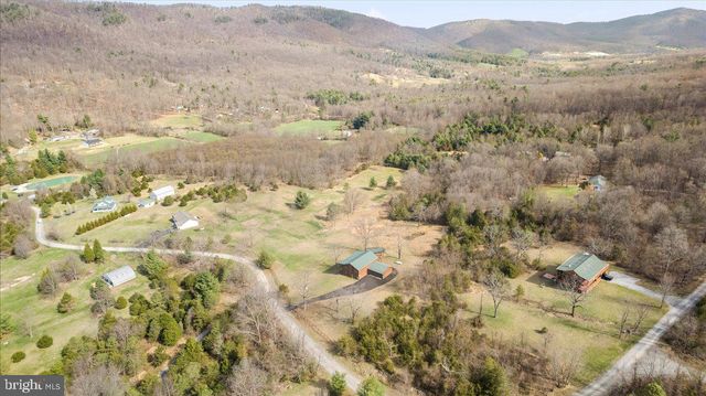 325 COYOTE RUN RD, Mathias, WV 26812