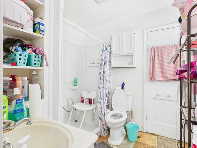 2032 S Topeka Ave, Wichita, KS 67211