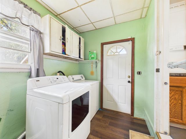 2032 S Topeka Ave, Wichita, KS 67211