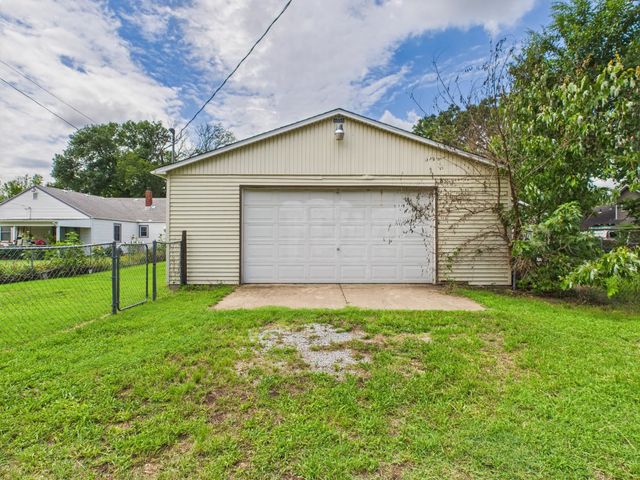 2032 S Topeka Ave, Wichita, KS 67211