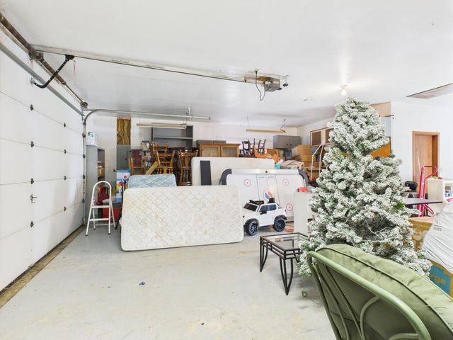 2032 S Topeka Ave, Wichita, KS 67211