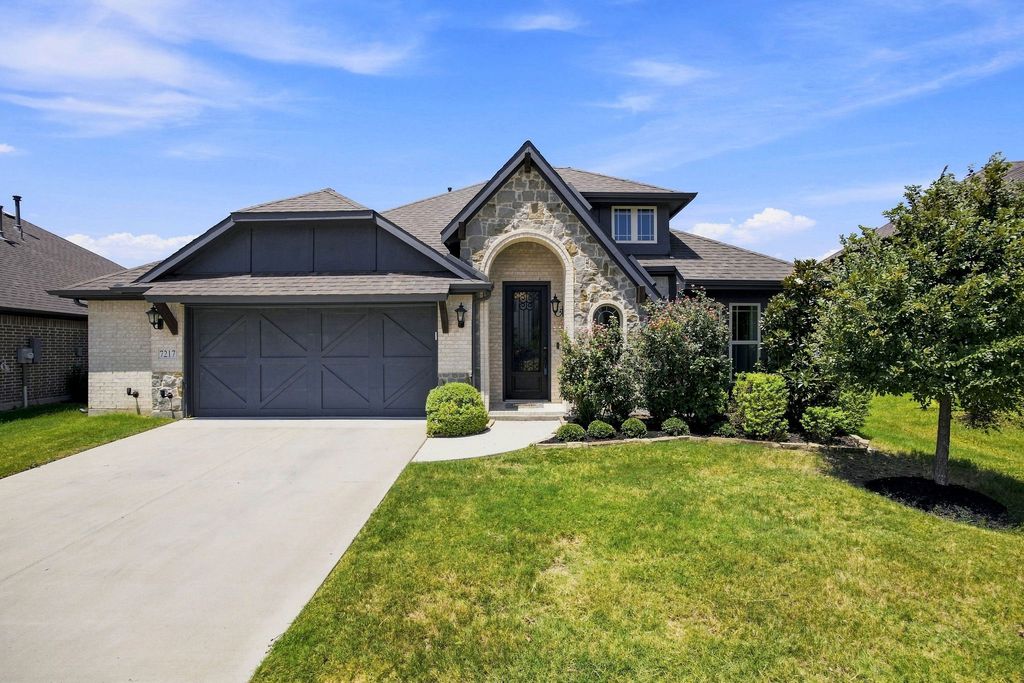 7217 Bird Cherry Lane, Little Elm, TX 76227