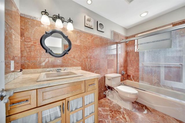 2293 NE 122nd St 2293, North Miami, FL 33181