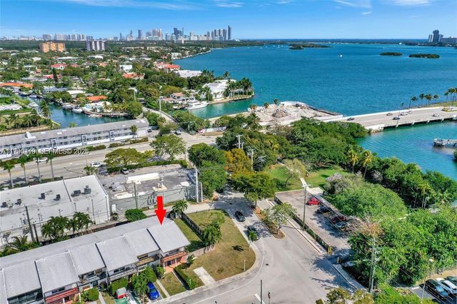 2293 NE 122nd St 2293, North Miami, FL 33181