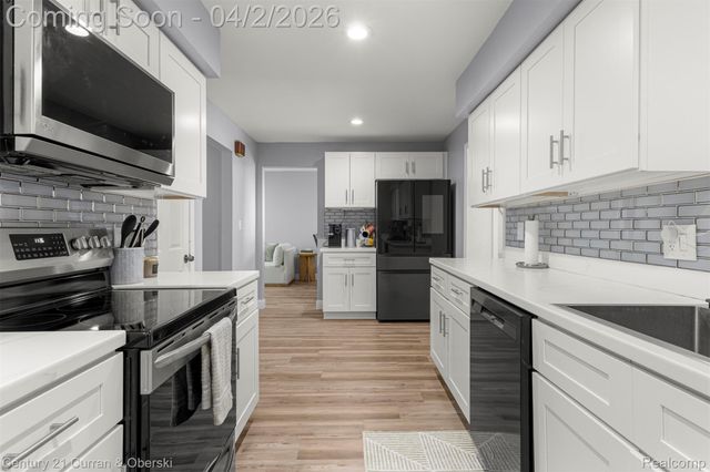 36512 Marler Street, Livonia, MI 48154