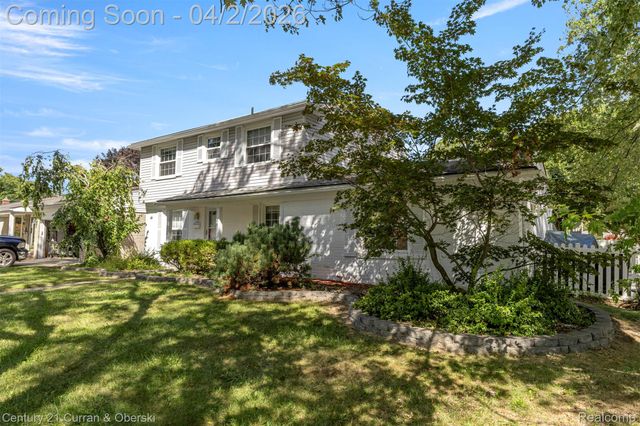 36512 Marler Street, Livonia, MI 48154