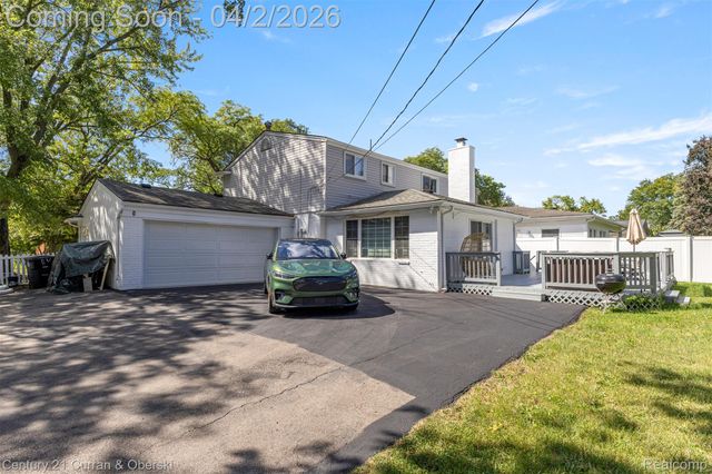 36512 Marler Street, Livonia, MI 48154