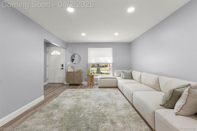 36512 Marler Street, Livonia, MI 48154