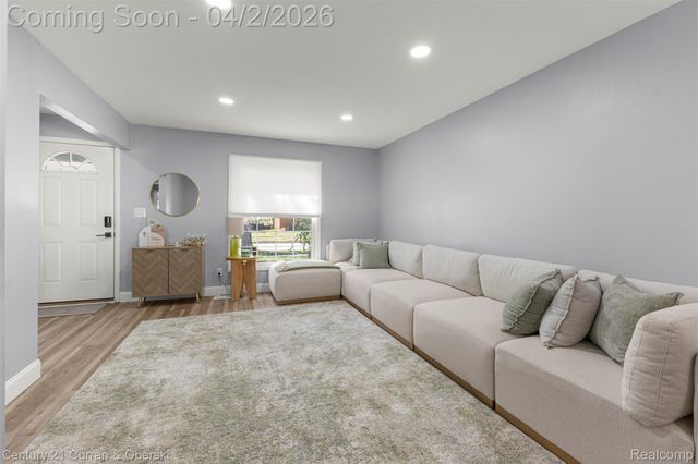 36512 Marler Street, Livonia, MI 48154