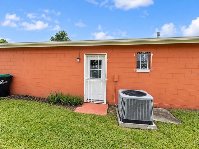4068 CASTLEGATE DRIVE, Orlando, FL 32839