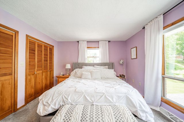 5665 N Mechanicsburg Road, Middletown, IN 47356