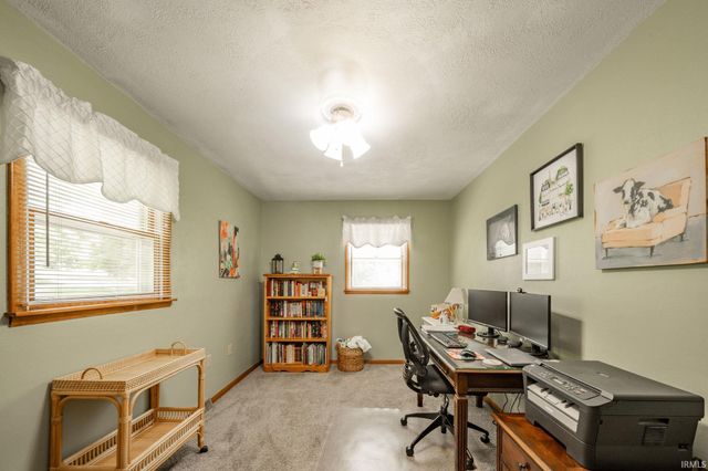 5665 N Mechanicsburg Road, Middletown, IN 47356
