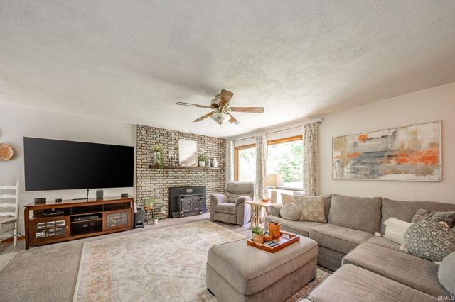 5665 N Mechanicsburg Road, Middletown, IN 47356