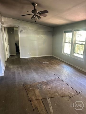 73 2nd Street, Richmond Hill, GA 31324