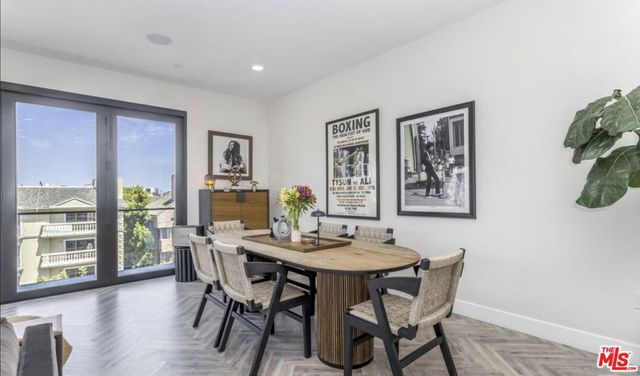 137 N Doheny Drive 2, Los Angeles, CA 90048