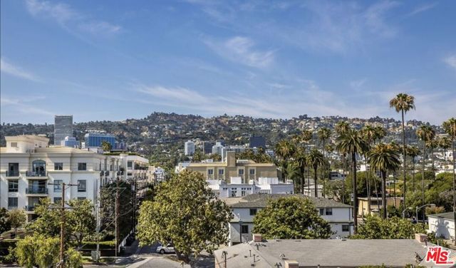 137 N Doheny Drive 2, Los Angeles, CA 90048