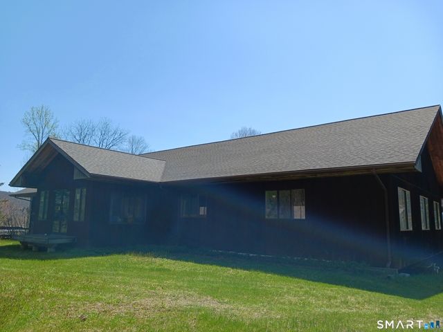 222 Pines Bridge Road, Beacon Falls, CT 06403