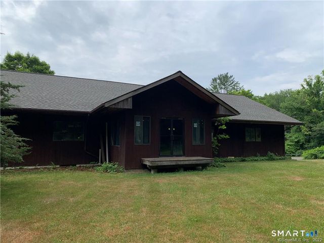 222 Pines Bridge Road, Beacon Falls, CT 06403