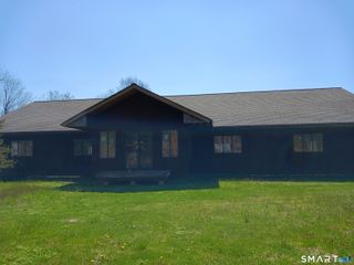 222 Pines Bridge Road, Beacon Falls, CT 06403