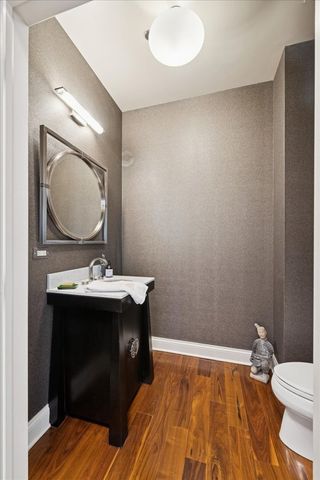 30 W Erie Street 601, Chicago, IL 60654