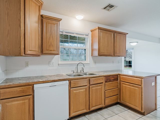 2110 SE Atherton Circle, Bentonville, AR 72712