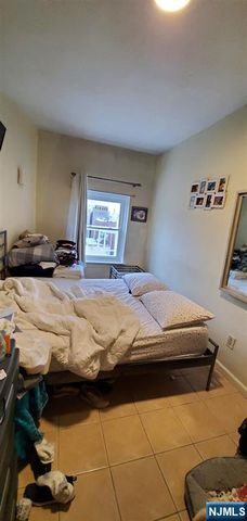 209-211 48th D4, Union City, NJ 07087