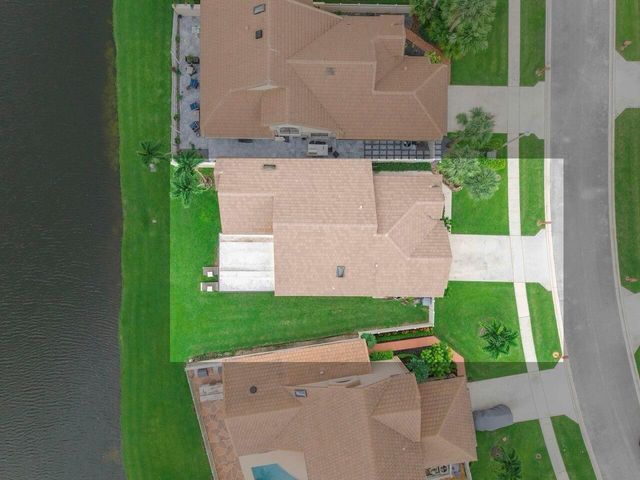 6852 Bitterbush Place, Boynton Beach, FL 33472