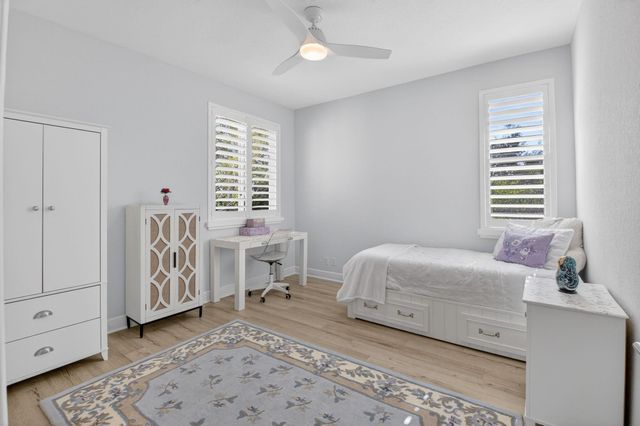 23 Royal Palm Way 18, Boca Raton, FL 33432