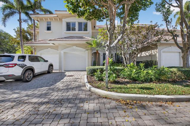 23 Royal Palm Way 18, Boca Raton, FL 33432