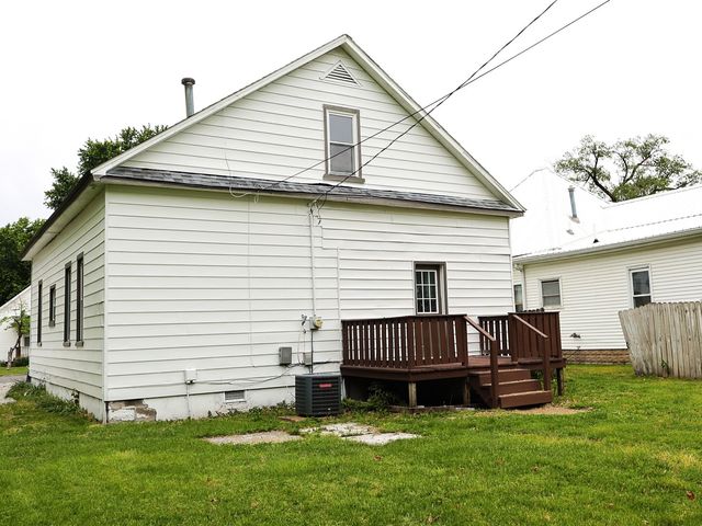 314 S Franklin Street, Salem, IL 62881